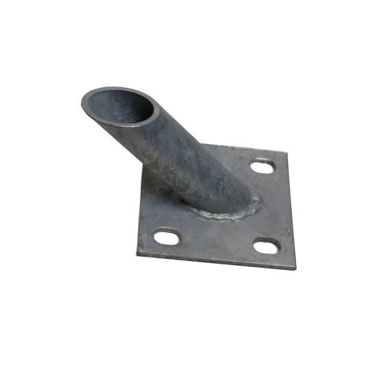 Držák vzpěry 38 mm na betonovou podezdívku s platlí