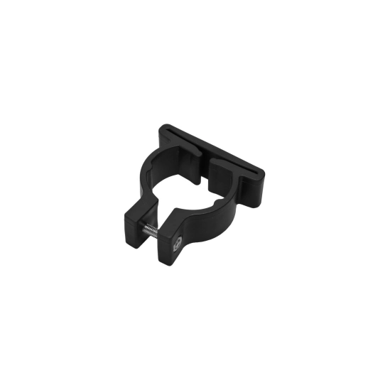 Úchytka 3D na kulatý sloupek černá